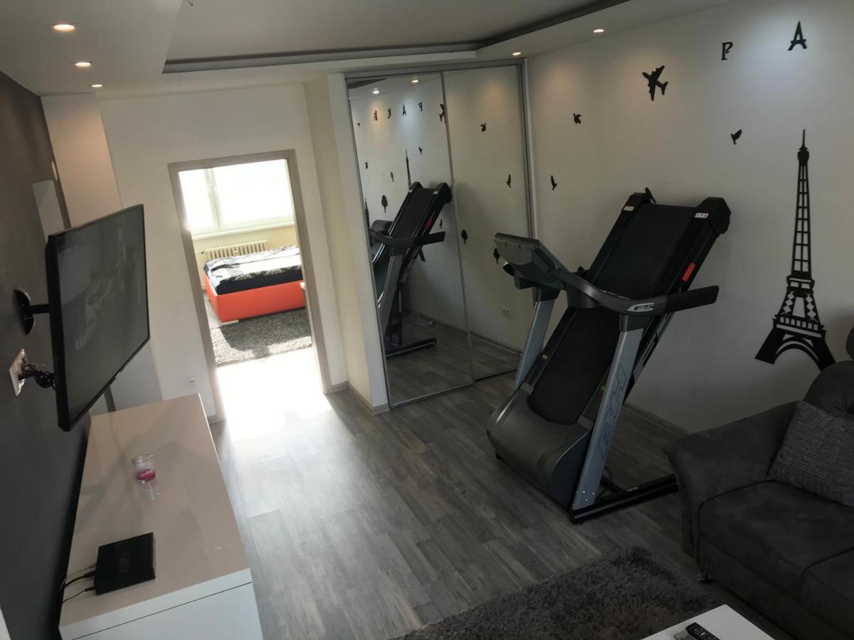 Apartman V Uplnom Centre Вранов-над-Топльоу Екстер'єр фото